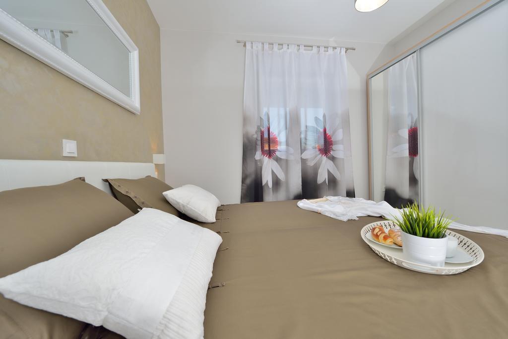 Luxury Apartments Marija Sukosan Room photo